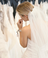 نصائح مهمة قبل شراء فستان الزواج